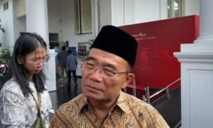 Menko PMK Usulkan Korban Judi Online sebagai Penerima Bansos
