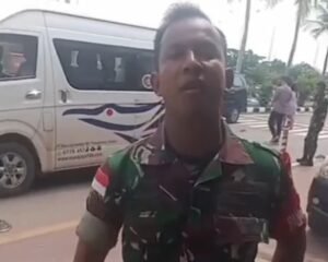 Oknum Driver Online Terlibat Perselisihan dengan Driver Taksi Offline