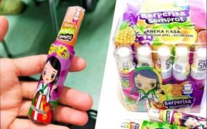 Belasan Siswa Keracunan Permen Cair Semprot di Bekasi