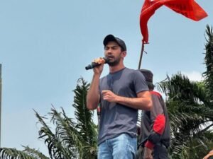 Reza Rahadian Ikut Suarakan Tolak UU Pilkada