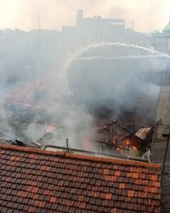 Kebakaran di Pulogadung, Diduga Berasal dari Kipas Angin yang Terbakar