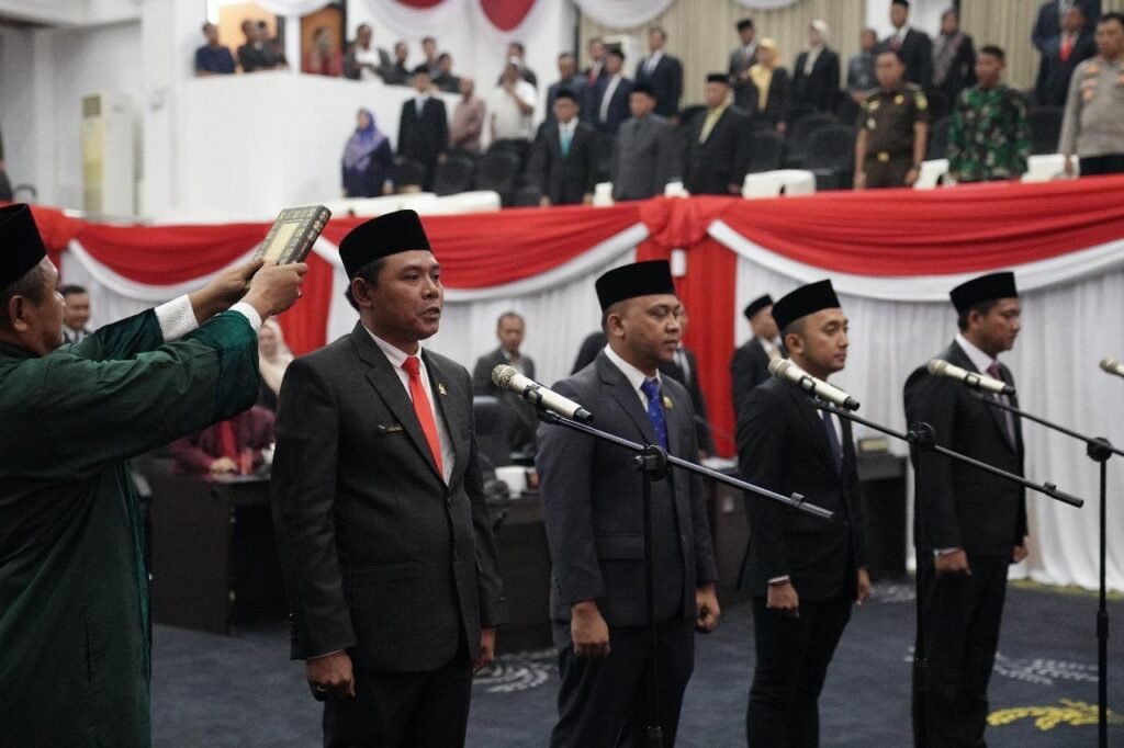 Pimpinan DPRD Karawang Resmi Dilantik, AKD Segera Dibentuk