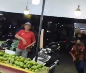 Sepuluh Anggota Ormas Ditangkap Usai Mengeroyok Pedagang Buah