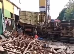 Kecelakaan Tragis di Subang: 2 Meninggal Dunia, 8 Orang Terluka
