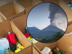 Pengungsi Erupsi Lewotobi Kecewa Terima Bantuan Kedaluwarsa
