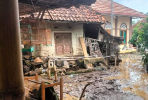 Hujan Deras Melanda Garut, 10 Rumah Terendam Banjir