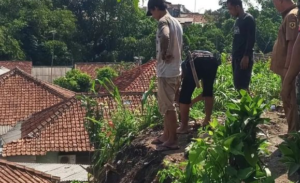 Pemerintah dan Tim BPBD Gerak Cepat Tangani Longsor di Bogor