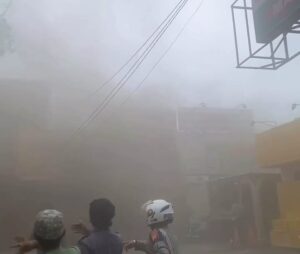 Kebakaran Melanda Rumah Makan Bebek Carok di Bandung