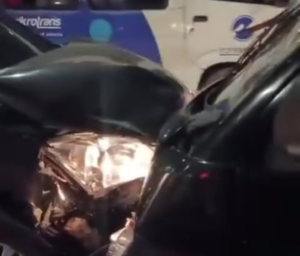 Kecelakaan di Jl. RE Martadinata, Mobil Boks Tabrak CRV