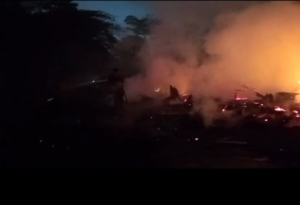 Kebakaran Melanda 3 Gubuk Liar di Belakang Pasar Sentiong Tangerang