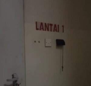 Pintu Darurat Terkunci, 4 Orang Terjebak di Sunter Mall