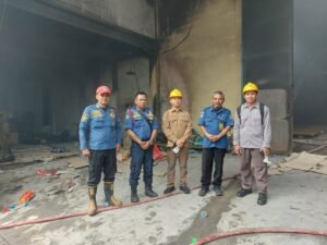 KLHK Cek Penanganan Limbah Lokasi Kebakaran di Tangerang