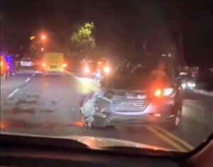 Tragis! Sebuah Mobil Terguling di Jalan AH Nasution Bandung