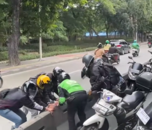 Hindari Razia, Pengendara Motor di Koja Nekat Lawan Arus