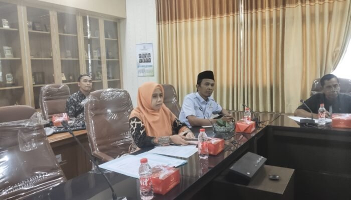 DPRD Karawang Desak Evaluasi Retribusi Parkir, Soroti Maraknya Parkir Liar