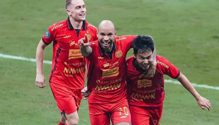 Menang di Kandang Sendiri, Persija Bungkam Bali United 3-0