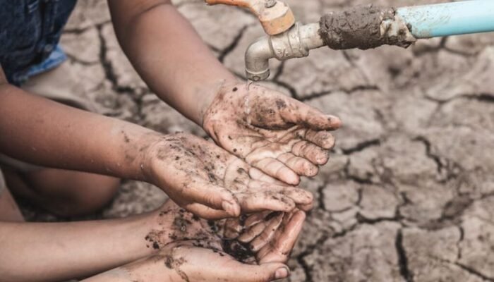 Ribuan Warga Bekasi Alami Krisis Air Bersih, Ini Penyebabnya