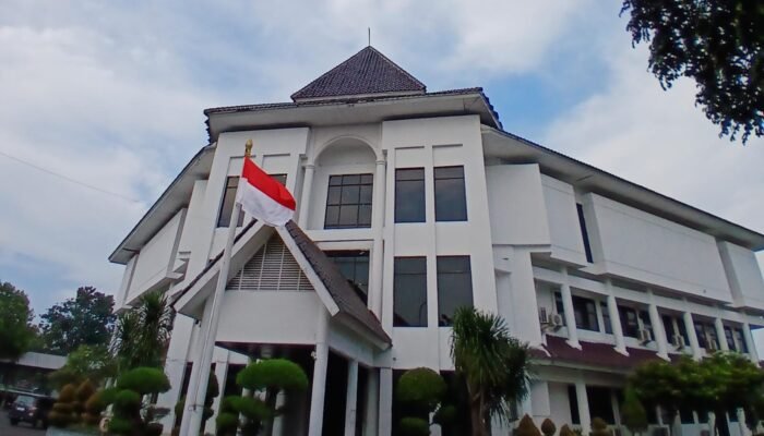 DPRD Karawang Usut Proyek Drainase Rusak, Minta PUPR Lebih Tegas