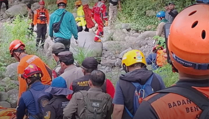 Setelah Sehari Pencarian, Lansia Ditemukan Tak Bernyawa di Gunung Salak