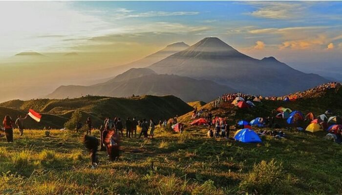 TNGGP Tertibkan 2.658 Pendaki Ilegal di Gunung Gede Pangrango