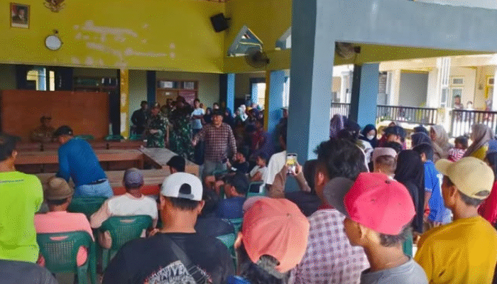 Mobil Siaga Sulit Diakses, Warga Gresik Tuntut Tanggung Jawab Pemdes