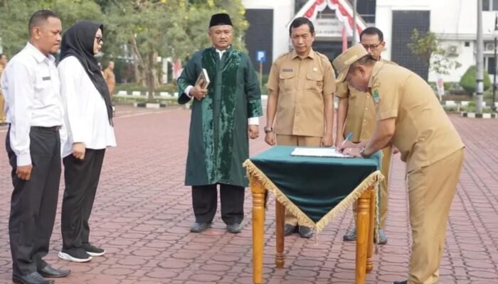 Resmi! Bupati Karawang Lantik dan Kukuhkan 13 Pejabat Fungsional di Plaza Pemda