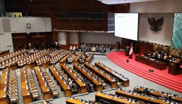 Gaji Anggota DPR RI Capai Rp100 Juta, Komisi I: Itu Sudah Cukup