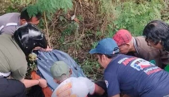 Pengendara Motor di Gresik Tewas usai Menepi ke Pinggir Jalan