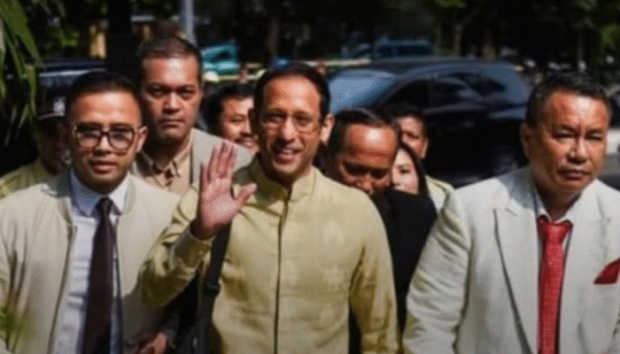 Hotman Paris Bantah Nadiem Makarim Terima Uang dari Proyek Chromebook