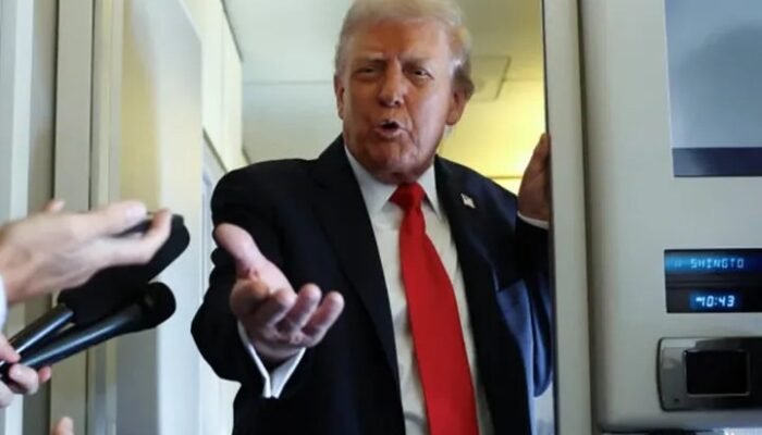 Trump Ancam Cabut Lisensi TV yang Beritakan Dirinya Negatif