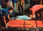 Nahas! Pengendara Motor Tewas usai Tabrak Truk Parkir di Jalan Raya Roomo Gresik