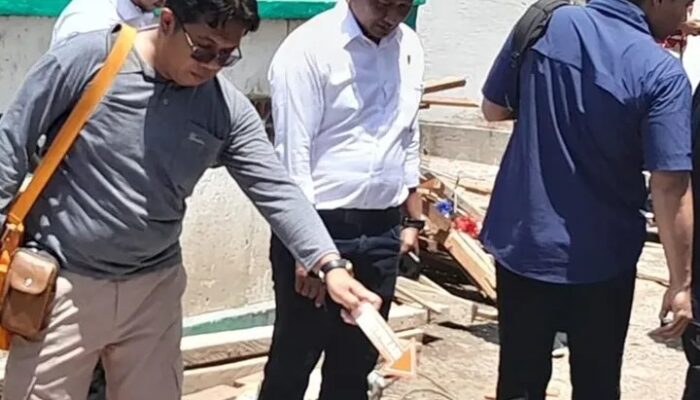 Atap Asrama Ponpes di Situbondo Ambruk, 1 Santriwati Tewas dan 11 Luka-Luka