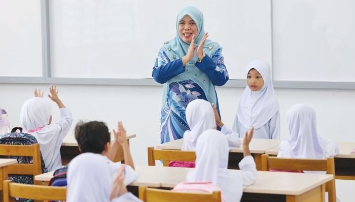 Program Afirmasi Resmi Dibuka, Guru Senior Kini Bisa Lanjut Kuliah S-1/D-IV