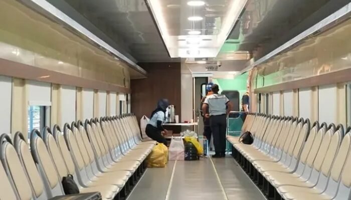 KAI Luncurkan Kereta Khusus Petani dan Pedagang di Jalur Merak–Rangkasbitung