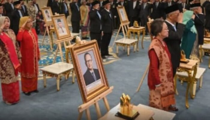 Pemerintah Beri Tunjangan Rp50 Juta per Tahun bagi Keluarga Pahlawan Nasional