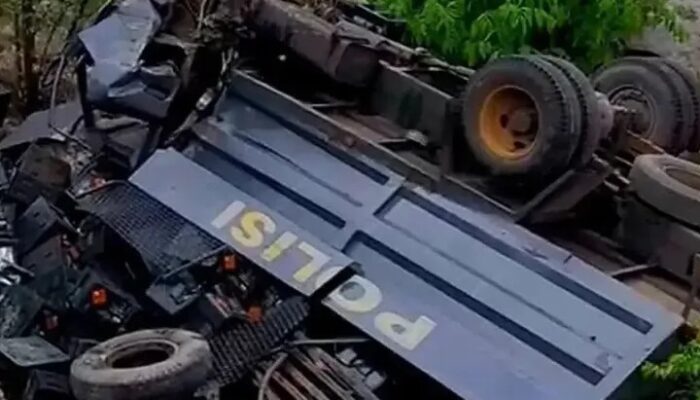 Kecelakaan Truk Dalmas di Dompu, Polisi: Diduga Rem Blong dan Beban Berlebih