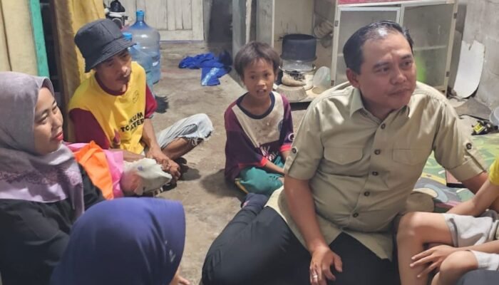 Haru! Siswi Bawa Pulang MBG untuk Ibu, Ketua DPRD Karawang Sigap Datang