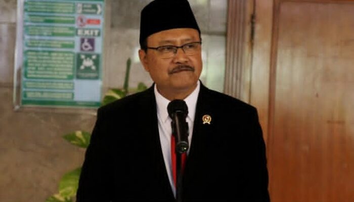 Gus Ipul Ingatkan Artis & Influencer Wajib Urus Izin Penggalangan Dana