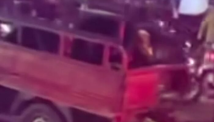 Nahas! Pengendara Motor Tewas usai Tabrak Gerobak Tahu Bulat di Kalimalang