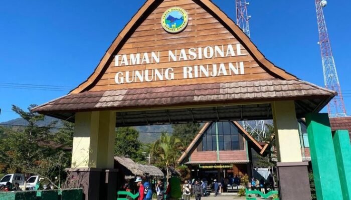 Waspada Cuaca Ekstrem, BTNGR Tutup Seluruh Jalur Pendakian Rinjani