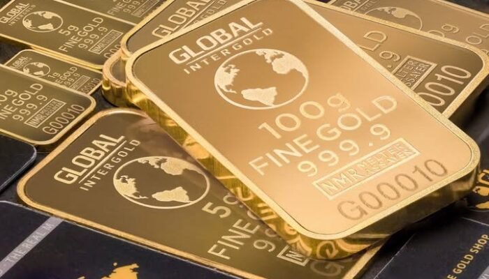 Harga Emas Antam Naik Rp40.000, Tembus Rp2,7 Juta per Gram