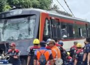 Palang Pintu Terbuka, KA Bandara Tabrak Truk di Tangerang