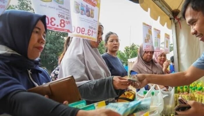 Jelang Idulfitri, Bazmut Sesi II Sediakan Beras hingga Daging Murah