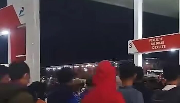 Panik Isu Kelangkaan, Antrean BBM di Dataran Tinggi Gayo Capai 1 km