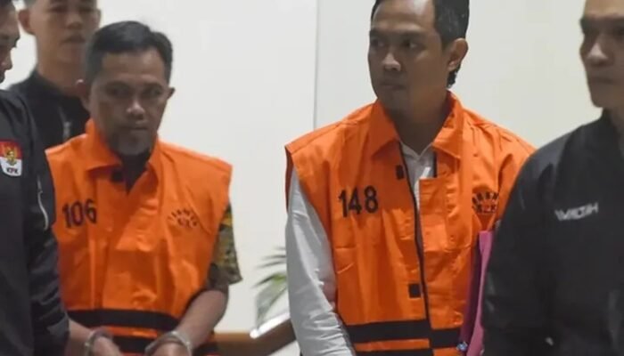 KPK Tetapkan Bupati dan Sekda Cilacap Tersangka Pemerasan Dana THR