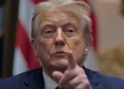 Trump Ancam Masa Depan NATO Jika Tak Bantu Buka Selat Hormuz