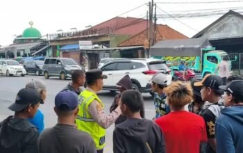Pak Ogah Buka U-Turn Ilegal di Jomin, 11 Orang Diamankan