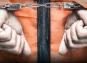 Polisi Periksa 2 Tersangka Penikaman Ketua Golkar, Pelaku Terancam Hukuman Mati