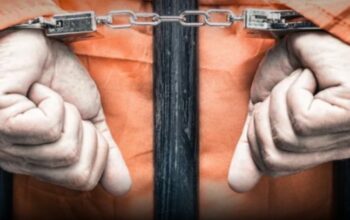 Polisi Periksa 2 Tersangka Penikaman Ketua Golkar, Pelaku Terancam Hukuman Mati