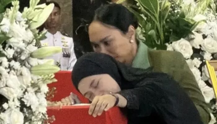 Tiba di Indonesia, Jenazah 3 Prajurit TNI Disambut Tangis Keluarga